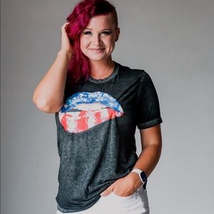 Distressed black top with American lips